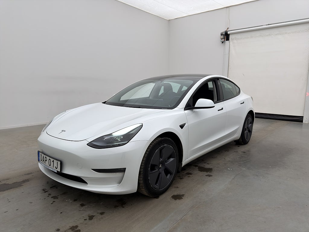 Tesla Model 3 Long Range AWD Autopilot Rattvärme Svensksåld