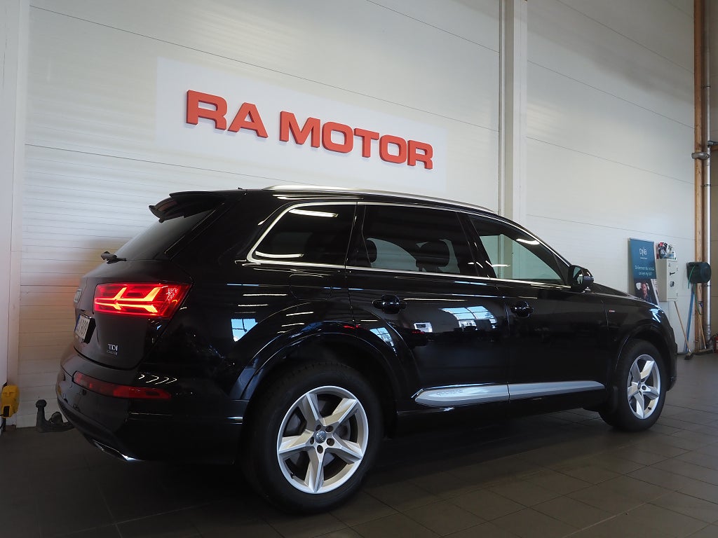 Audi Q7 TDI 272hk S-line  7-sits |Drag|Navi|Kamera|D-värm| 2018