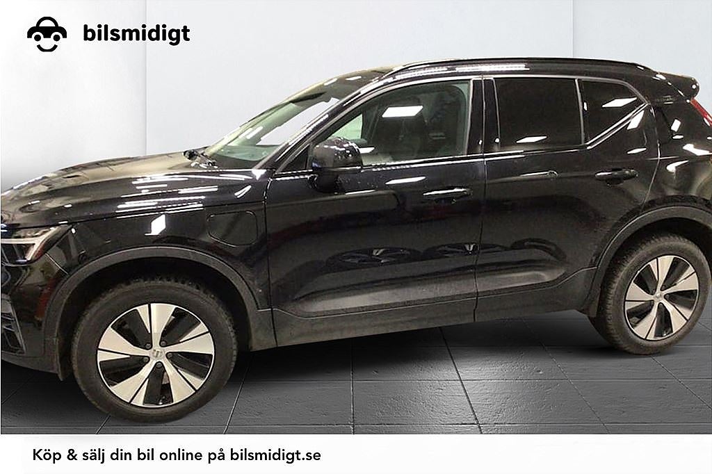 Volvo XC40 T4 TwEn Plus Dark Drag Läder Kamera Värmare MOMS
