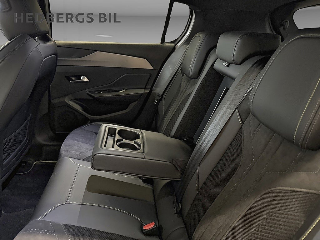 Peugeot E-308  GT AUT thumbnail