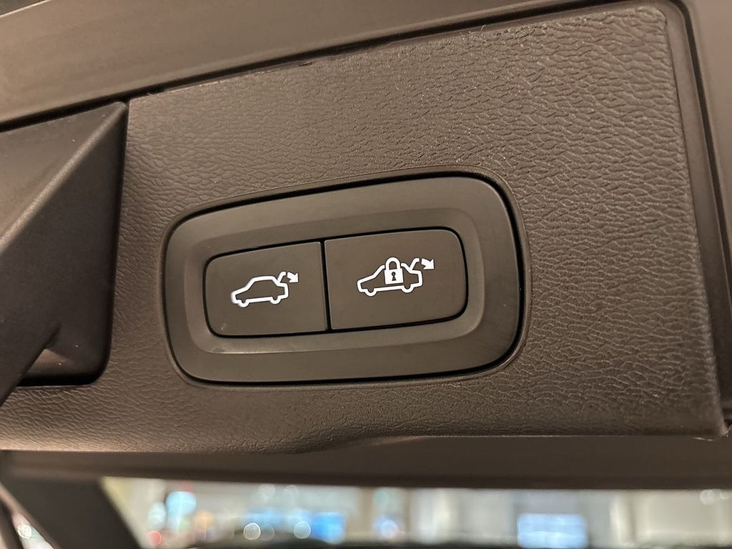 Volvo XC60 T6 AWD Plus Dark Nordic Edition//360-kamera//Drag//