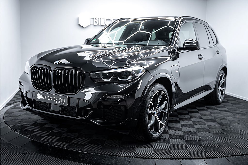 BMW X5 xDrive45e |iPerformance|M-Sport|Pano|360°|394hk