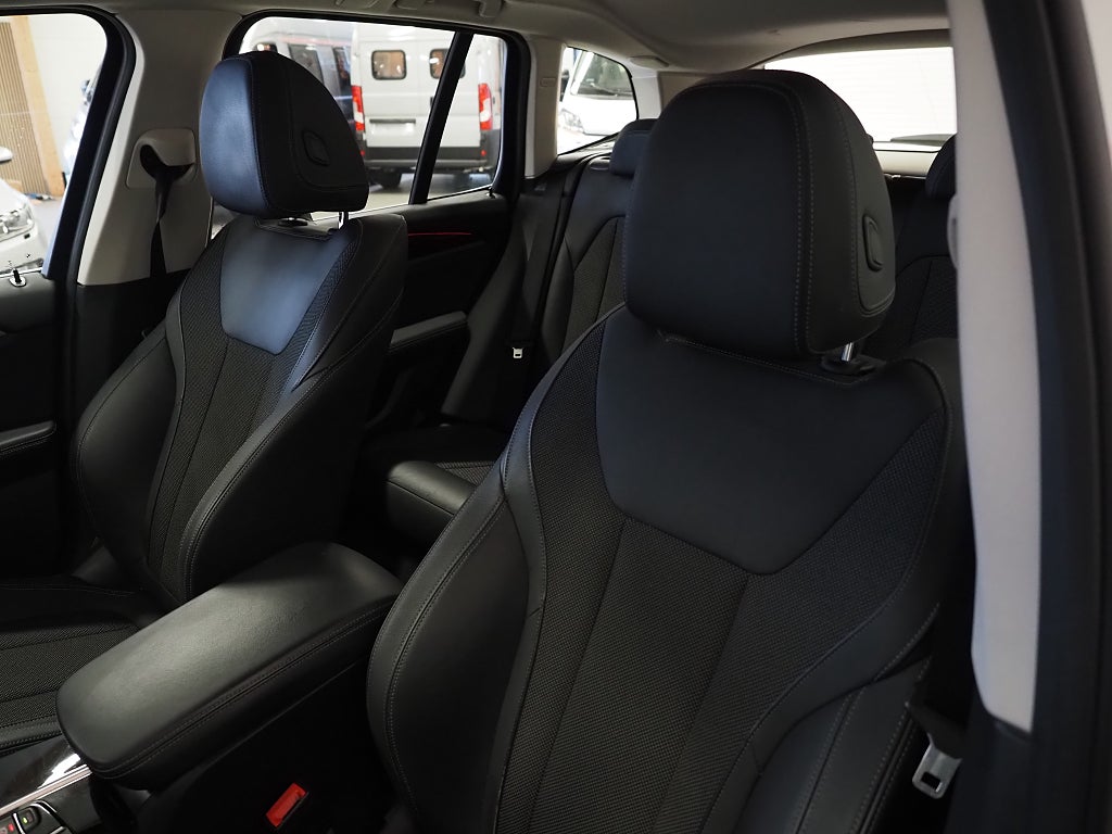 BMW X3 xDrive20d 190hk xLine | Navi | Värmare | Dragkrok |