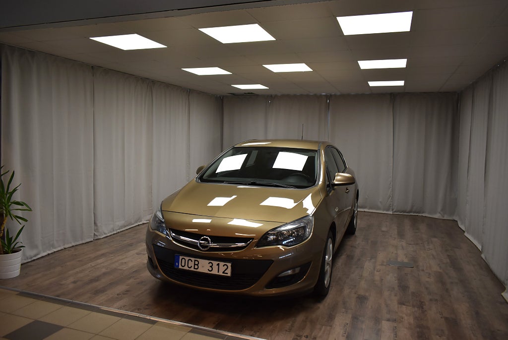 Opel Astra 1.6 ECOTEC (115hk) Ny Servad & Kamrem 3,99% 