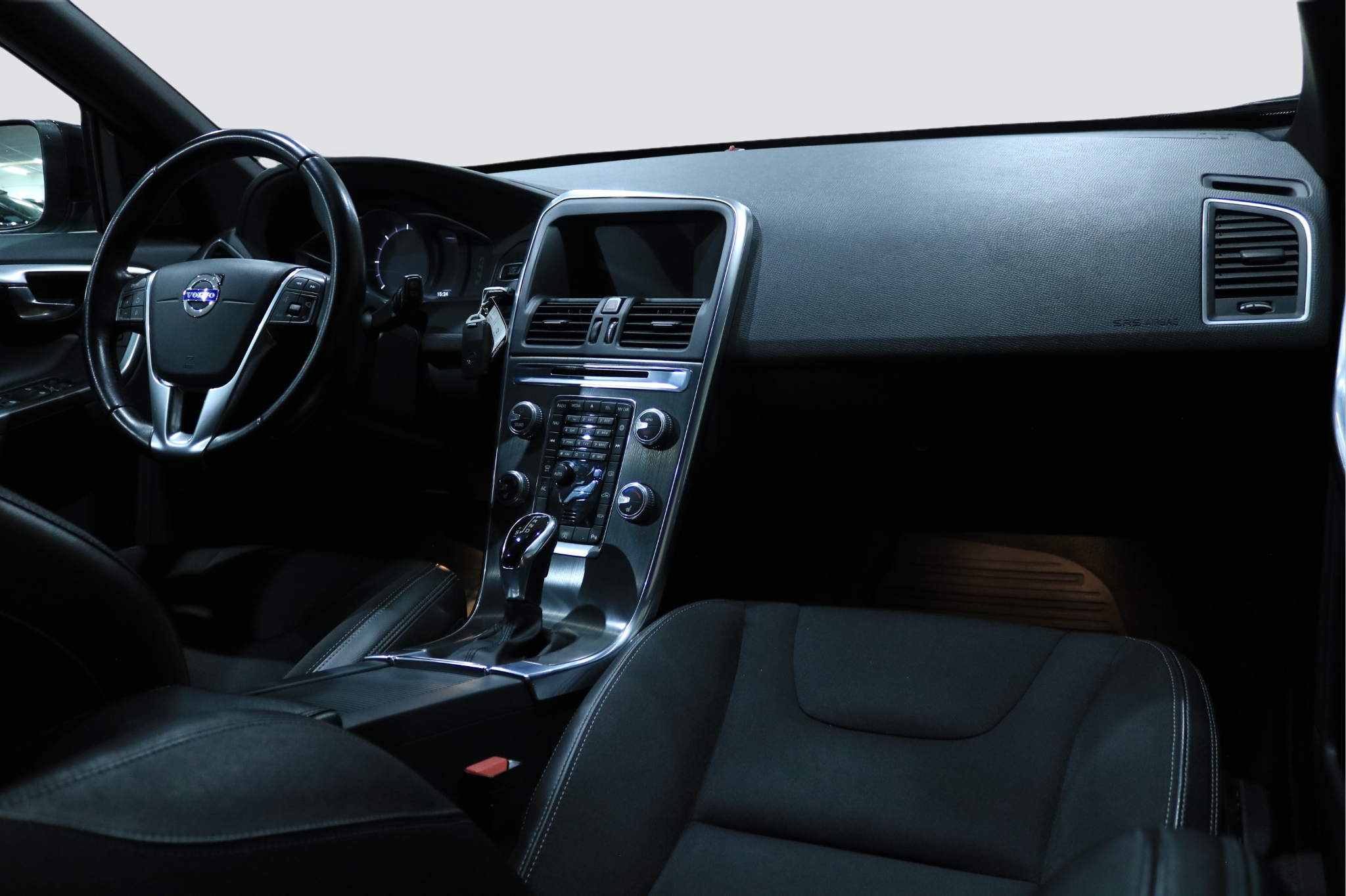 Volvo XC60 2016, bild 7/10