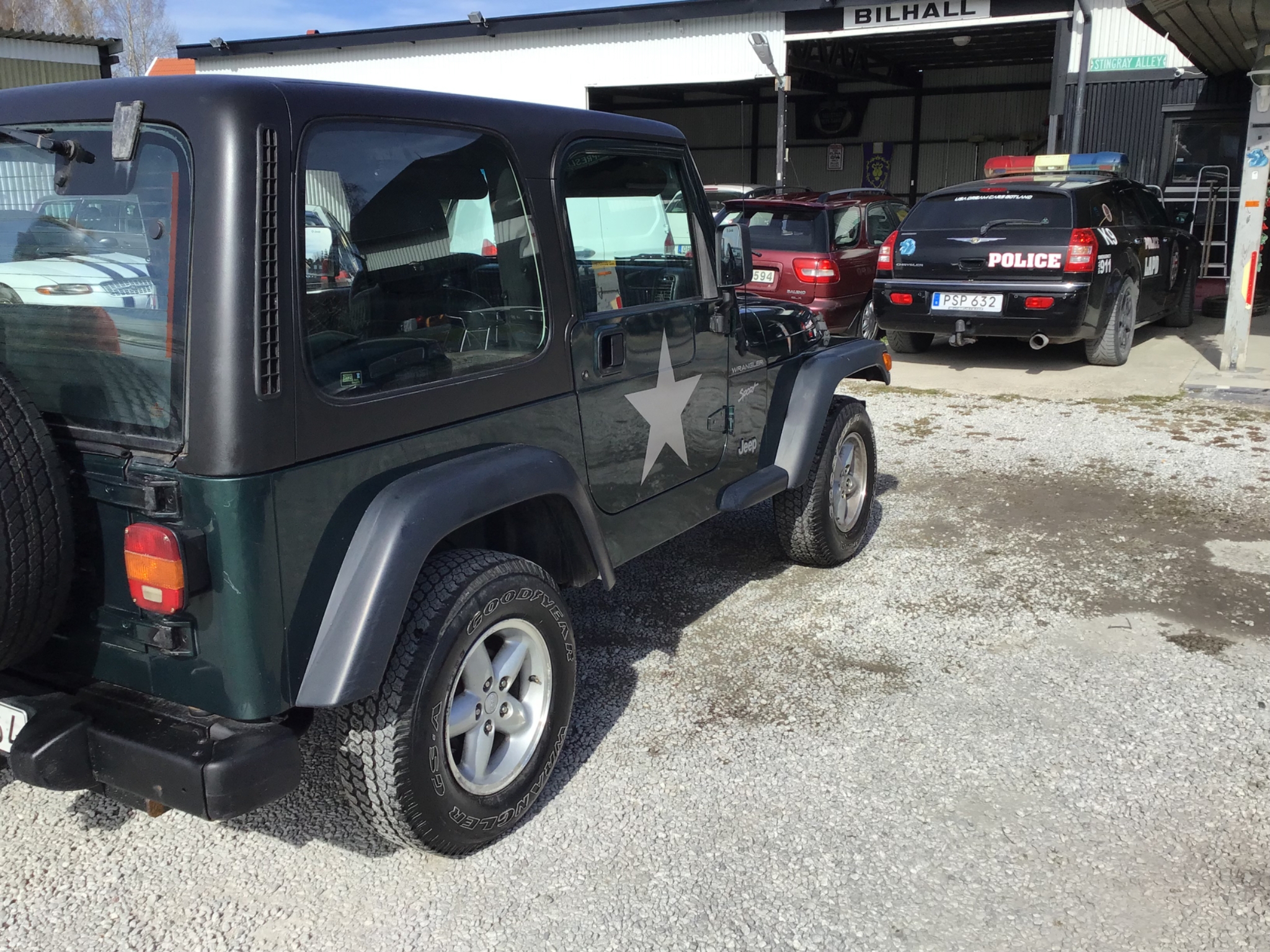 Jeep Wrangler 2.5 4WD Cabb 2001, bild 3/10