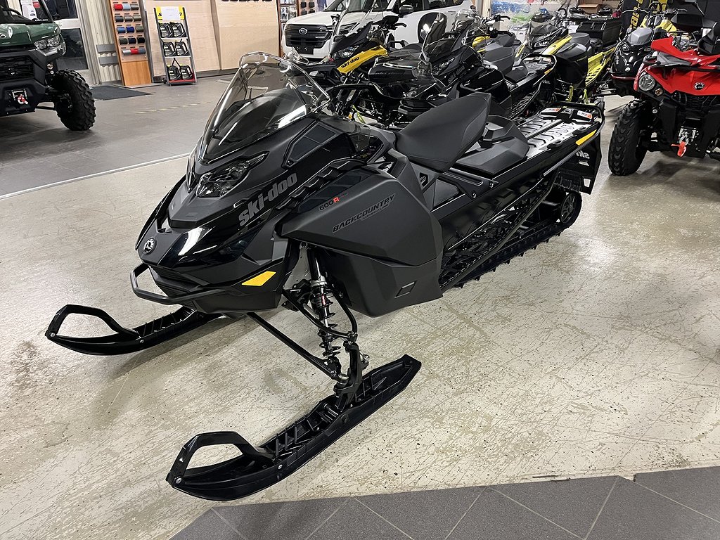 Ski-Doo Backcountry Adrenaline 600R E-TEC