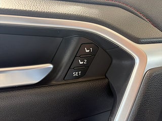 Toyota RAV4 PHEV Style Premium MOMS Värmare 360° JBL-ljud HuD S&V – bild 18