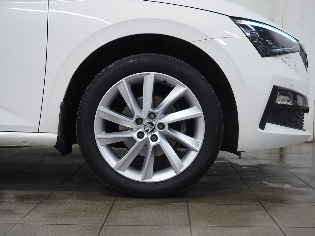 Skoda Scala 1.0 TSI 110hk Style Dragkrok Backkamera Adaptiv Farth 2023