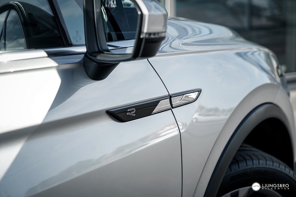 Volkswagen Tiguan 2021 - miniatyr 4