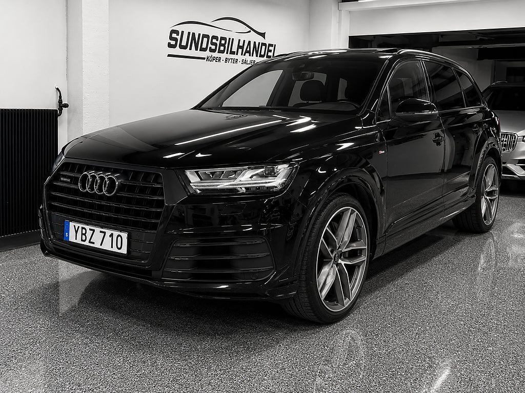 Audi Q7 3.0 TDI Quattro S Line 7 SITS VÄRMARE KAMERA BOSE DRAG