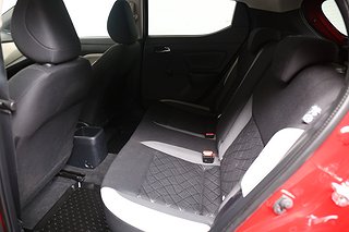 Halvkombi Nissan Micra 18 av 19