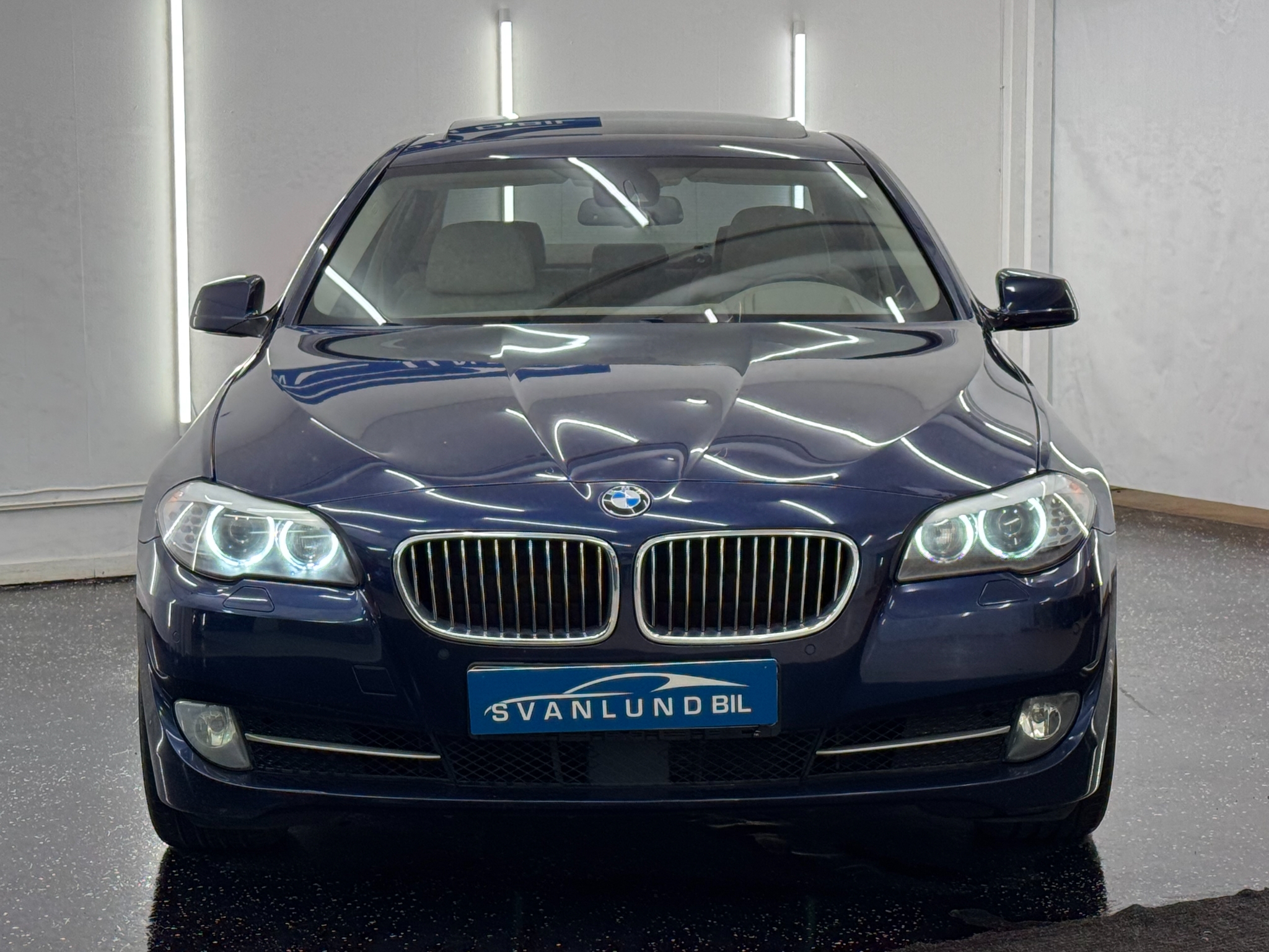 BMW 535 d Sedan / Taklucka 2011, kuva 2/53