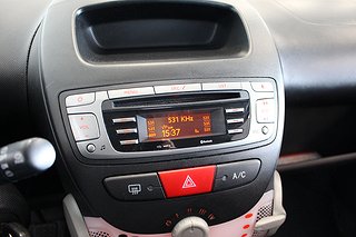Halvkombi Toyota Aygo 15 av 15