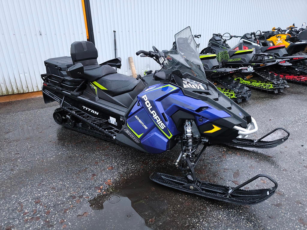 Polaris Titan Adventure 800 