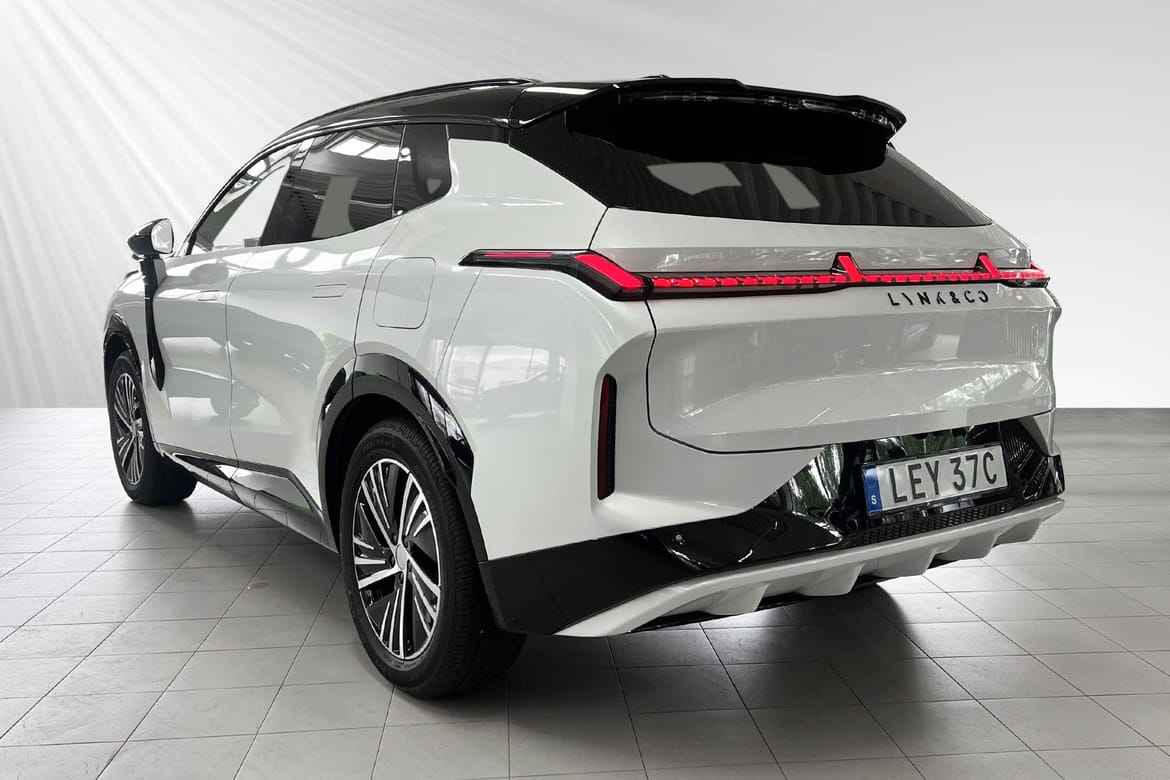 Lynk & Co 08 Core PHEV 2025, bild 3/47