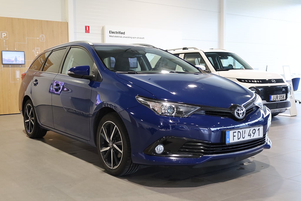 Toyota Auris Touring Sports 1.2 T AUT Drag Navi Kamera Blåtand 2018