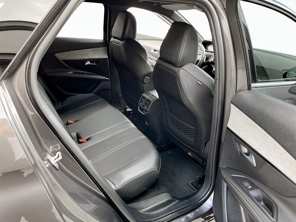 Bild på Peugeot 3008 GT 1.2 PT 130hk Aut - B-KAMERA, CARPLAY