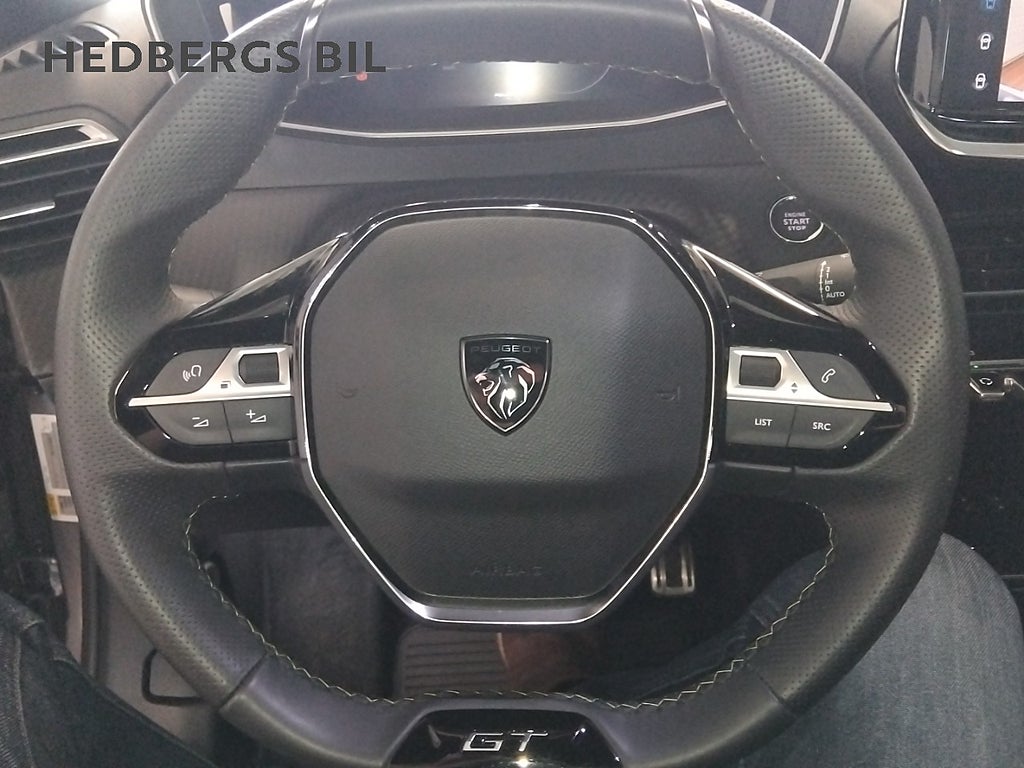 Peugeot E-2008 GT thumbnail