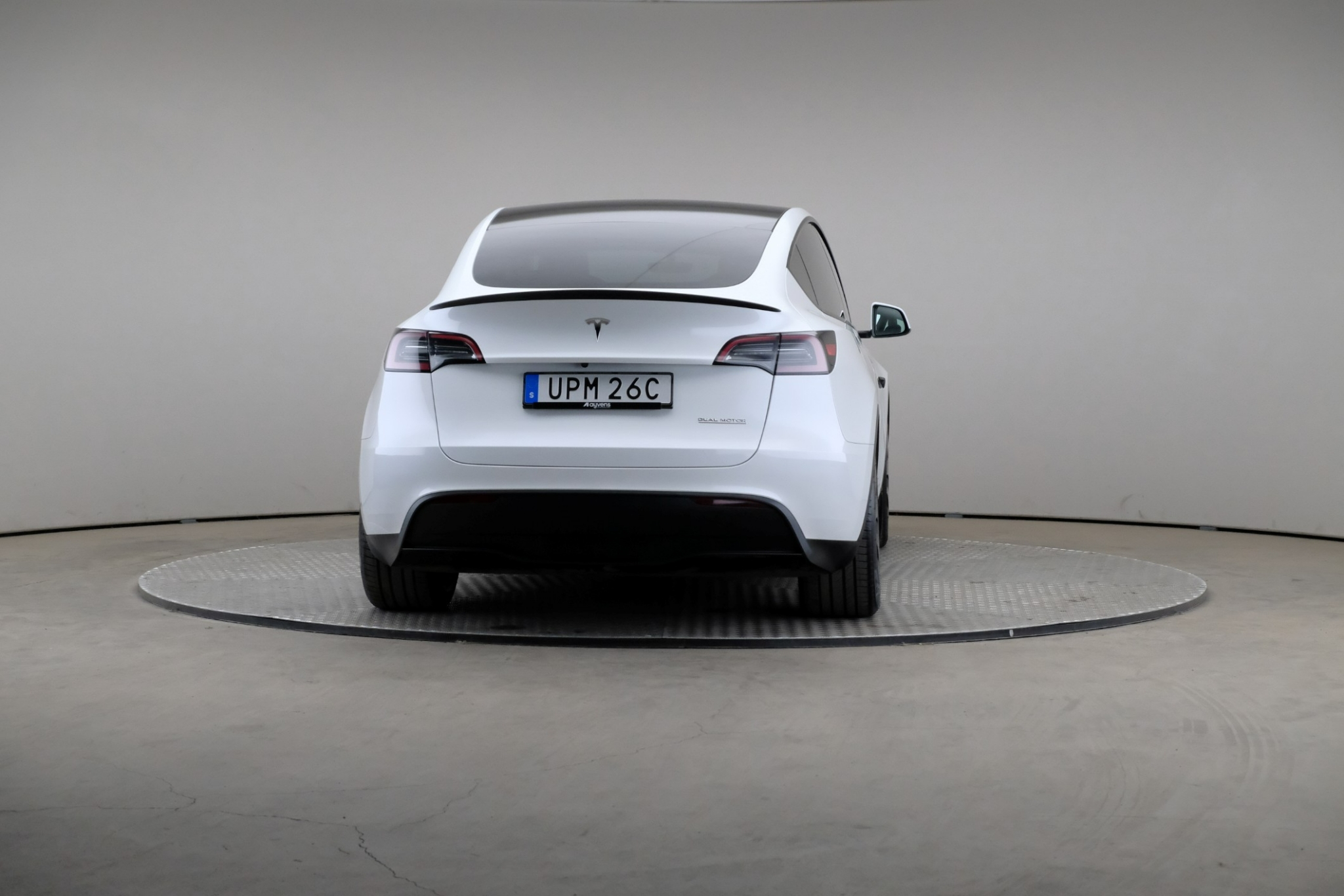 Tesla Model Y 2023, bild 2/10