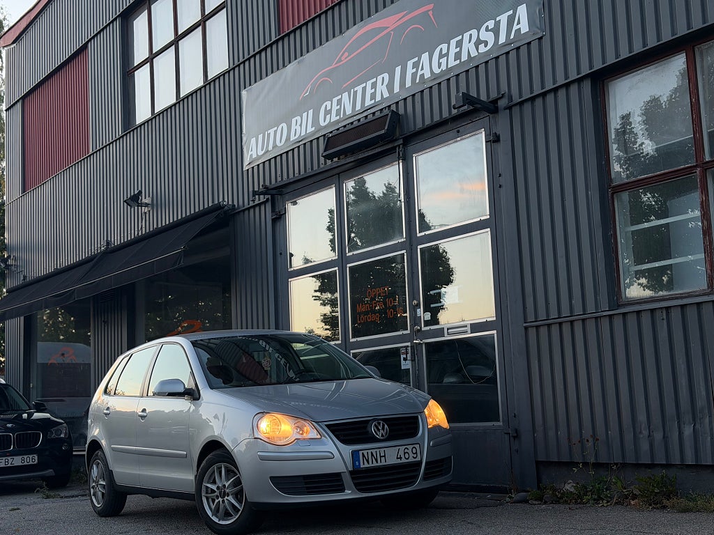 Volkswagen Polo 5-dörrar 1.4 Comfortline ny servad 