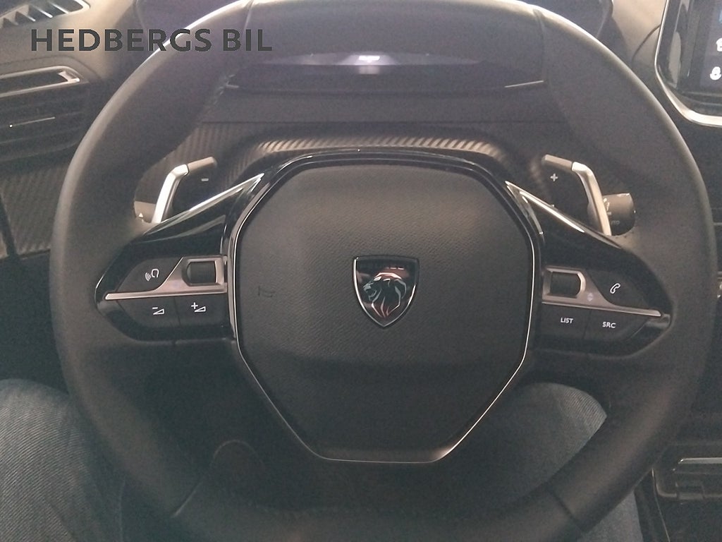 Peugeot 2008 Hybrid 145 1.2 PureTech Allure Automat thumbnail