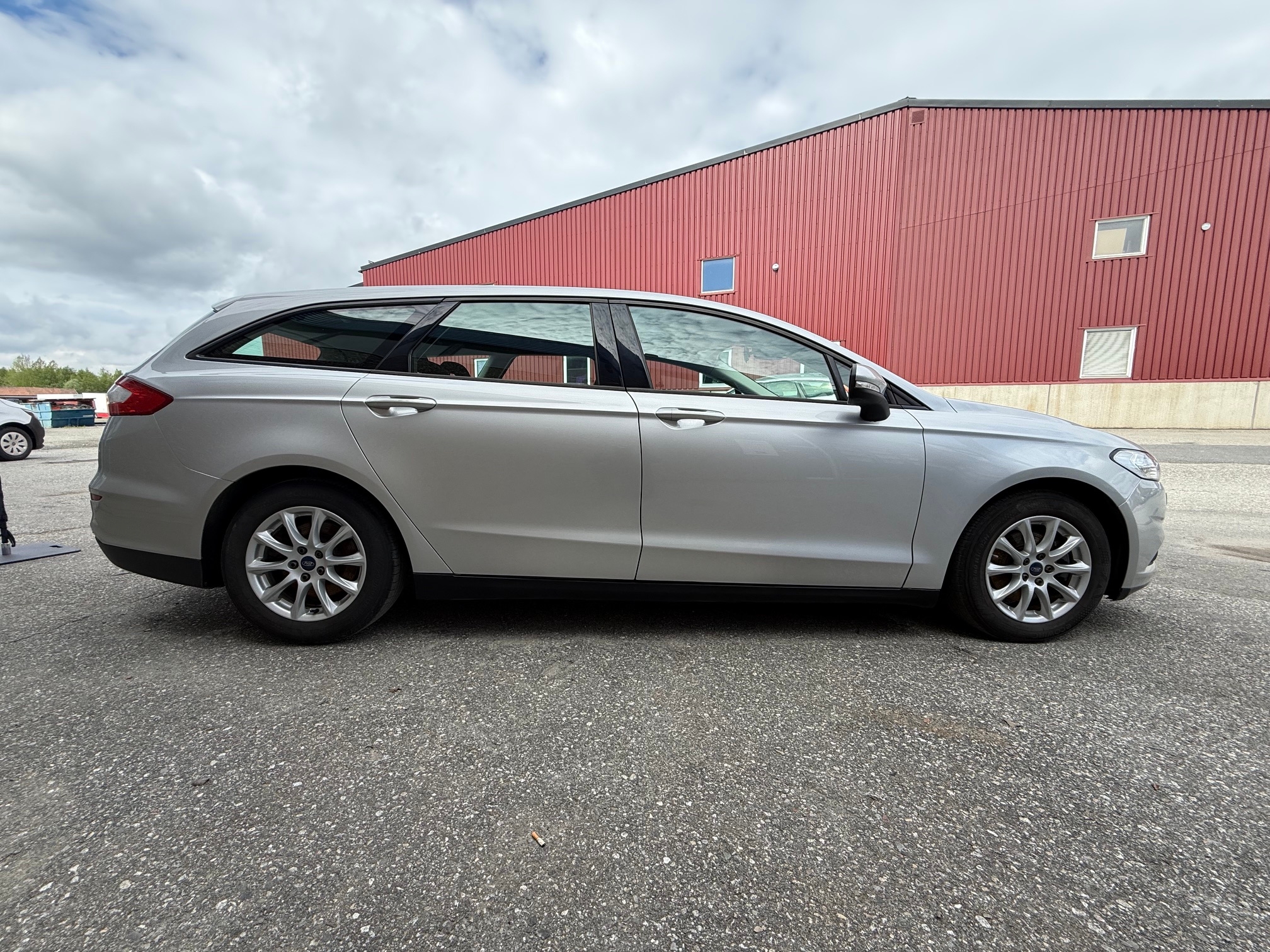 Ford Mondeo 2018, bild 6/34