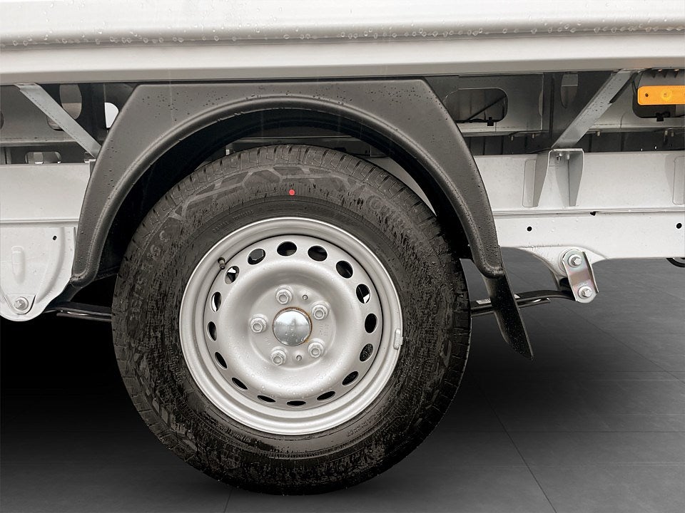 Bild på Peugeot Boxer Flak 4000 BlueHDi 180hk Aut - OMGÅENDE LEVERANS!