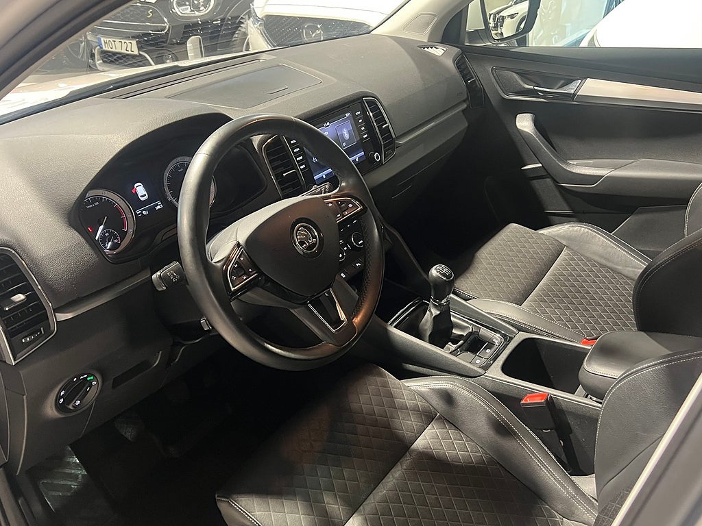 Skoda Karoq 1.0 TSI 115hk Ambition| Dragkrok | Backkamera | 2020