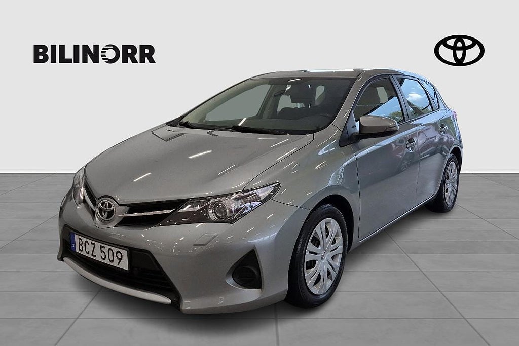Toyota Auris 1.4 D-4D DPF 5-D MAN LIFE