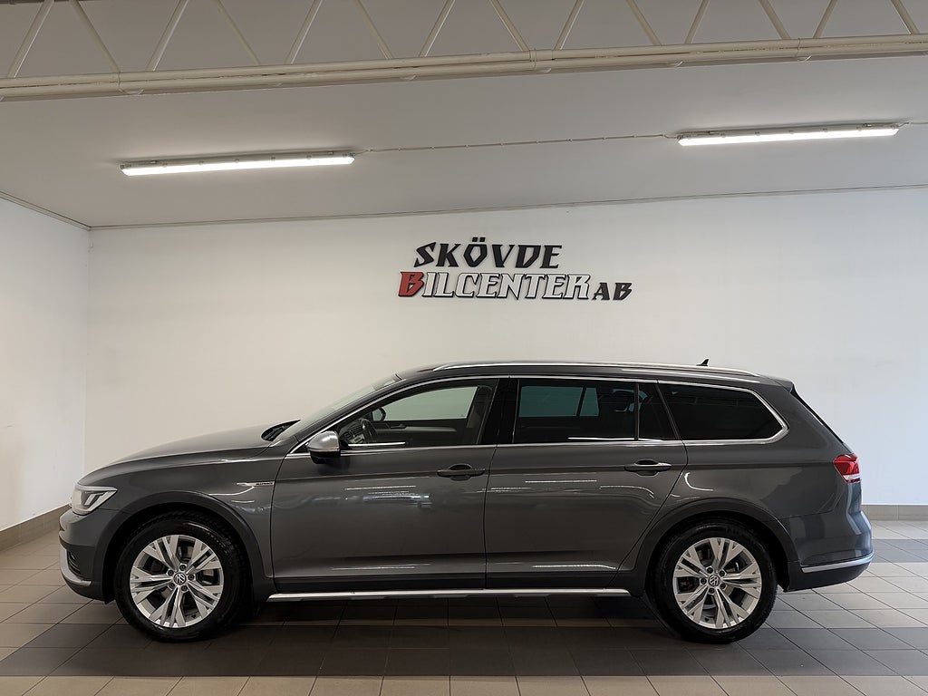 Volkswagen Passat Alltrack 2.0TDI 4Motion Executive/Drag/Värmare/B-Kamera/Nyservad