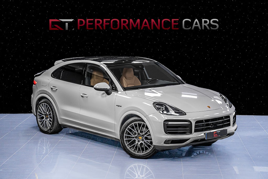 Porsche Cayenne E-Hyb Coupé PlatinumEdt 21" SportDesign Pano 18-vägs BOSE 3.99%