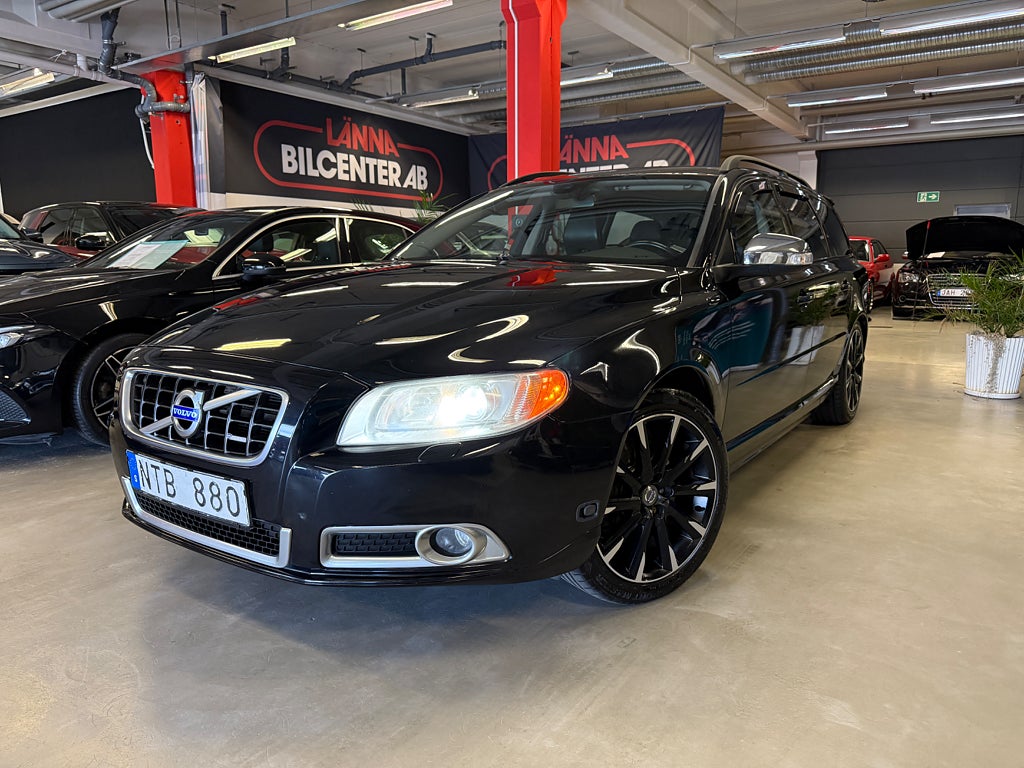 Volvo V70 2.5FT R-Design Aut Drag PDC Ny servad Motorvärmare SoV 