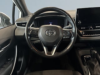 Toyota Corolla Hybrid e-CVTStyle S&V-Hjul/Kamera/Adfarthållare/Carplay – bild 9