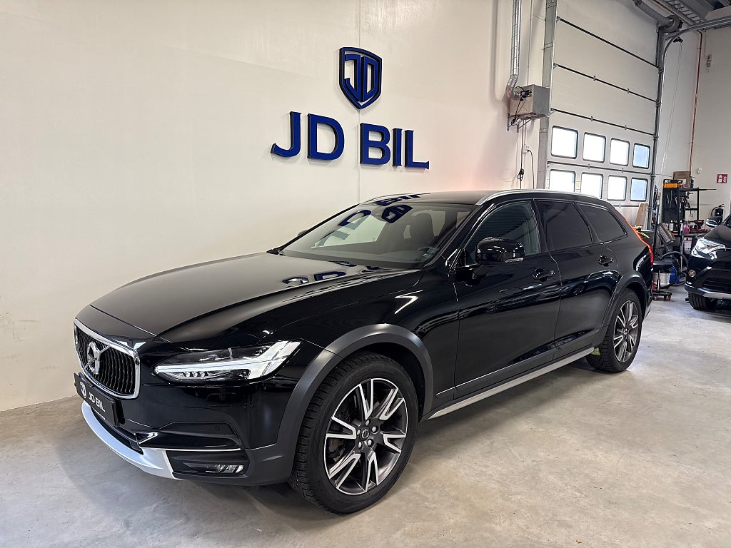 Volvo V90 Cross Country D4 AWD 360kamera Navi Drag 190hk