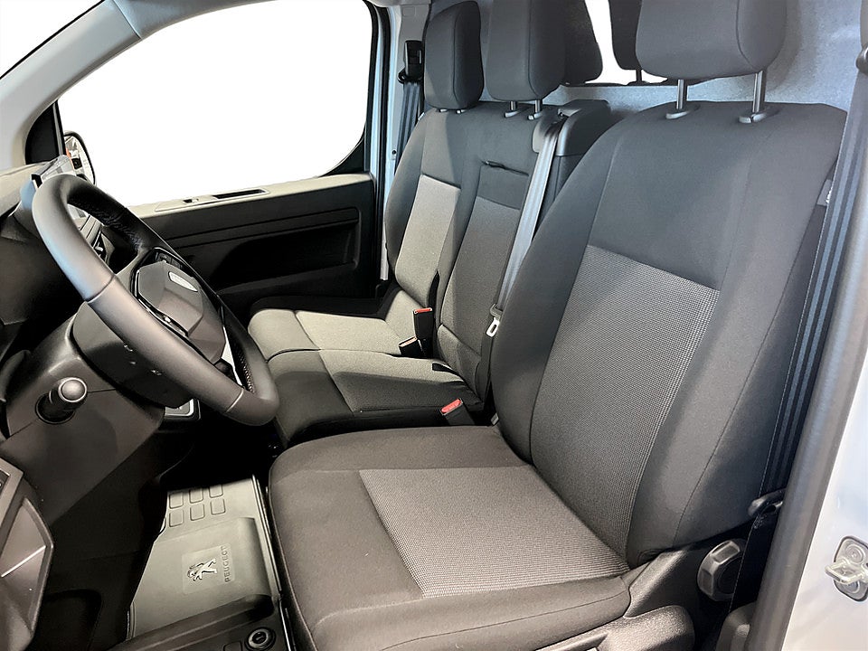 Bild på Peugeot Expert 145hk Aut L3 - EDITION! SERVICE & VINTERHJUL INGÅR!