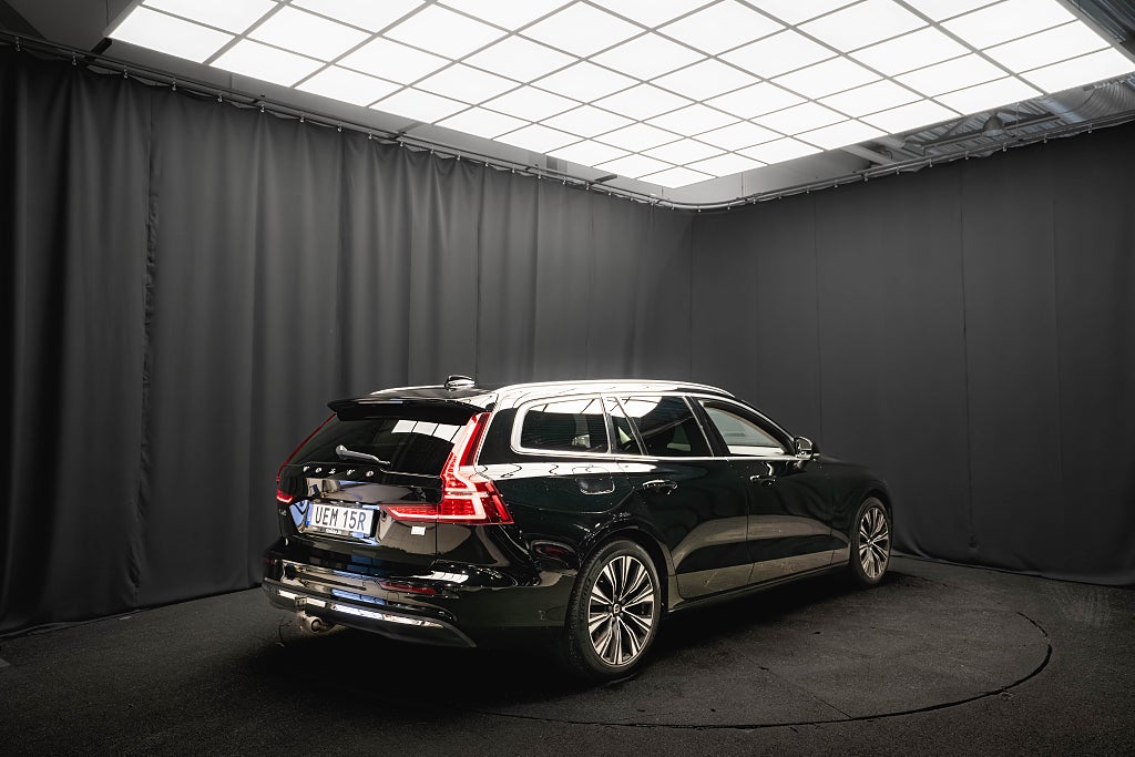 Volvo V60 Recharge II T6 AWD DRAG KAMERA BLIS 96%SoH 1-ÄGARE MOMS