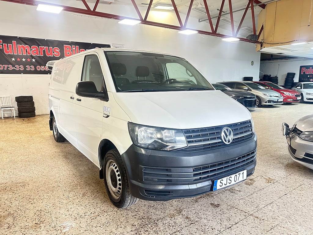 Volkswagen Transporter T30 2.0 TDI BMT Ny Besiktigad & Ny Servad 
