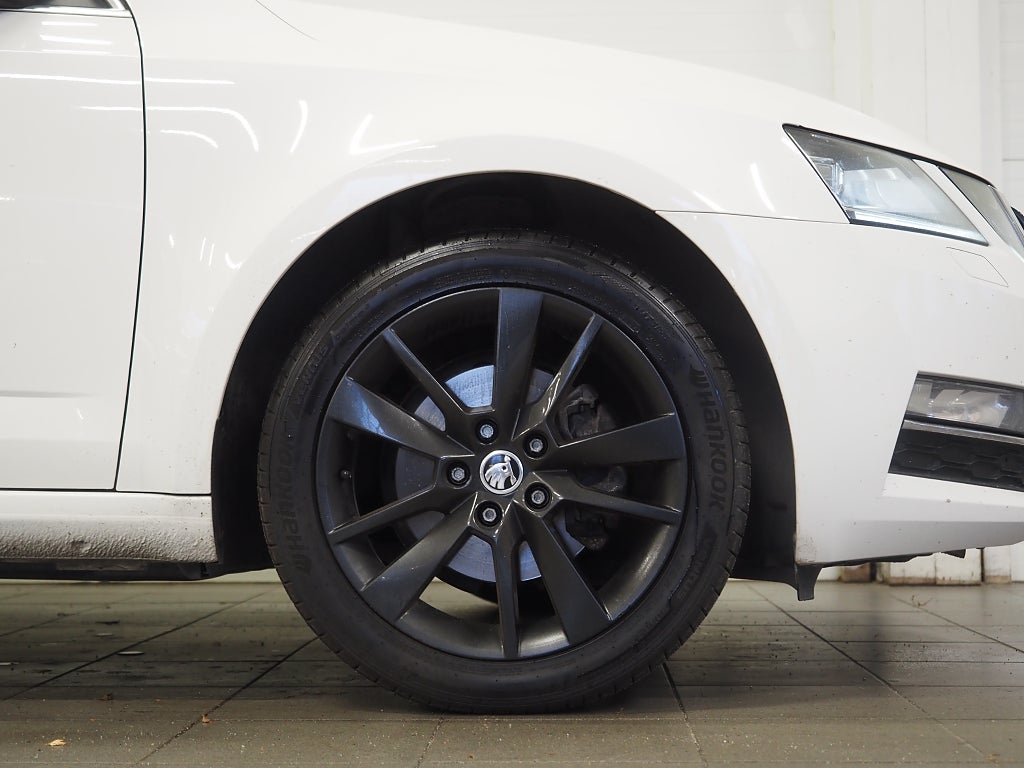 Skoda Octavia Kombi 1.0 115hk DSG Style | Drag | Värmare | 2019