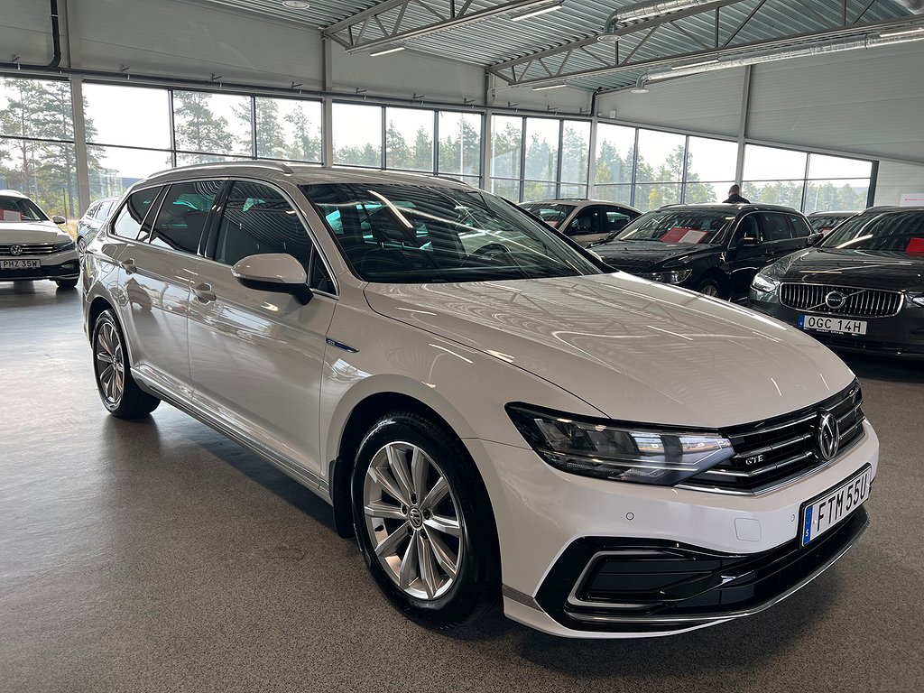 Volkswagen Passat Sportscombi GTE Cockpit Laddhybrid DRAG GPS