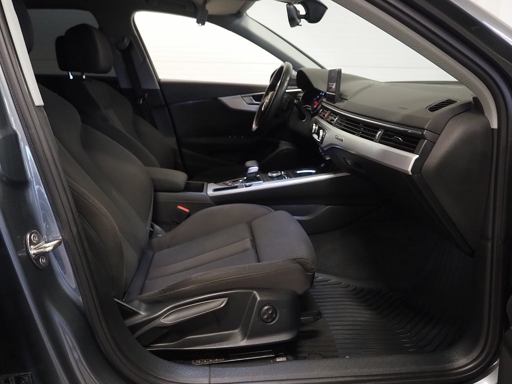 Audi A4 Avant 40 TDI Q S Tronic Proline D-Värm Drag P-Sensorer 2019