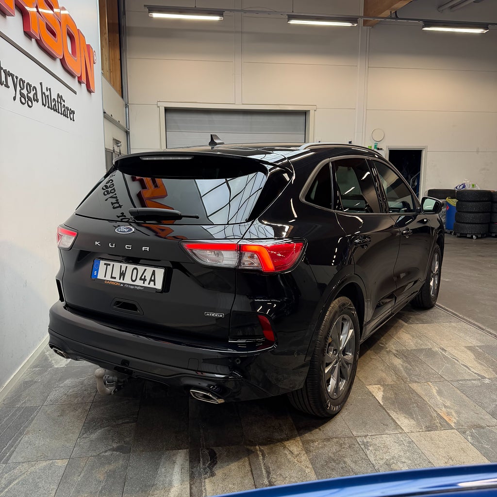 Ford Kuga Plug-In Hybrid E-CVT ST-Line B&O Carplay B-kamera Drag
