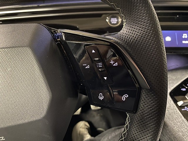 Bild på Peugeot 5008 GT HYBRID 136hk AUT - 7-SITS, ALCANTARA