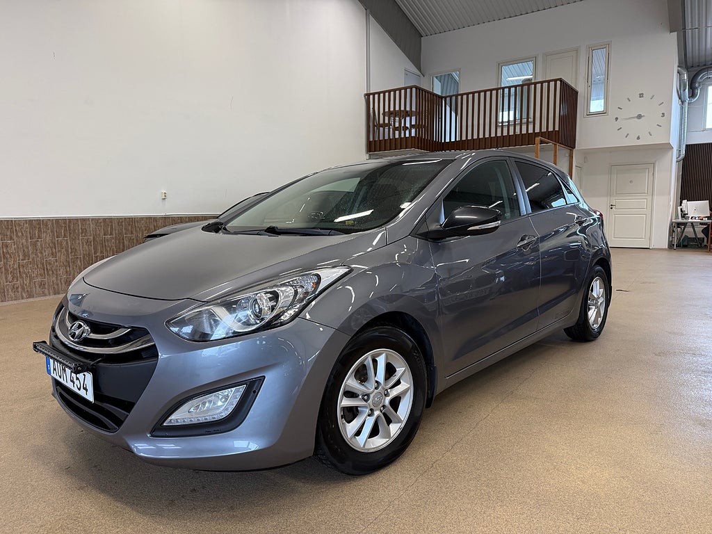 Hyundai i30 1.6 CRDi AUT 5D Premium