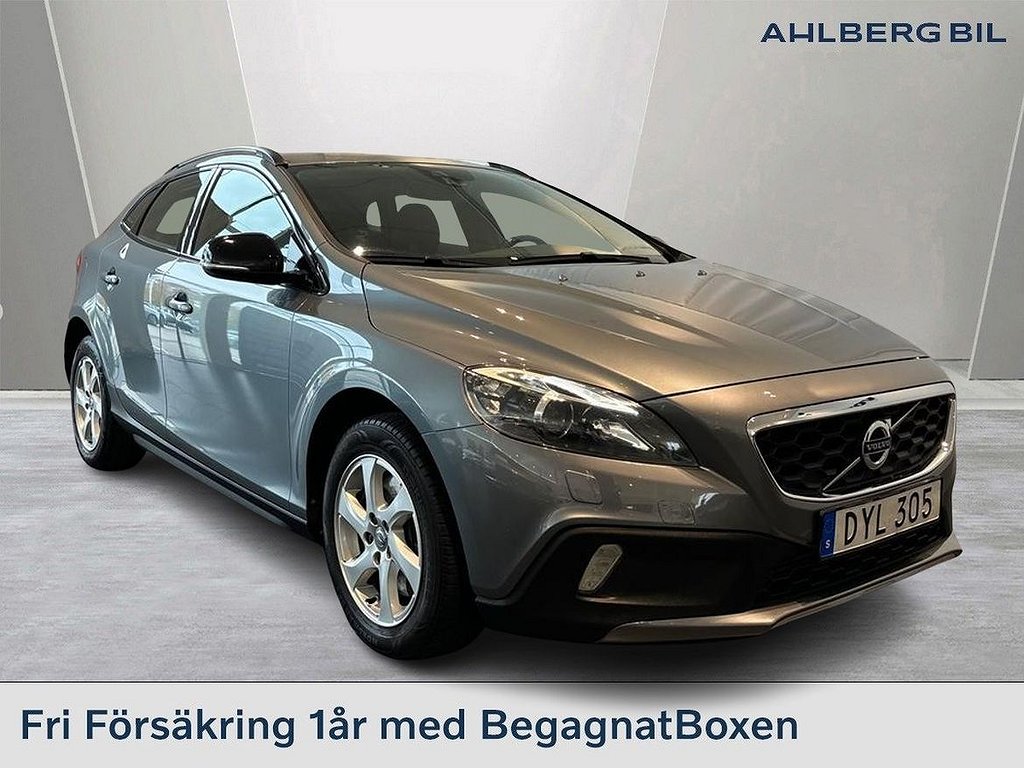 Volvo V40 Cross Country D4 Momentum Business, Nav, Parkeringsvärmare