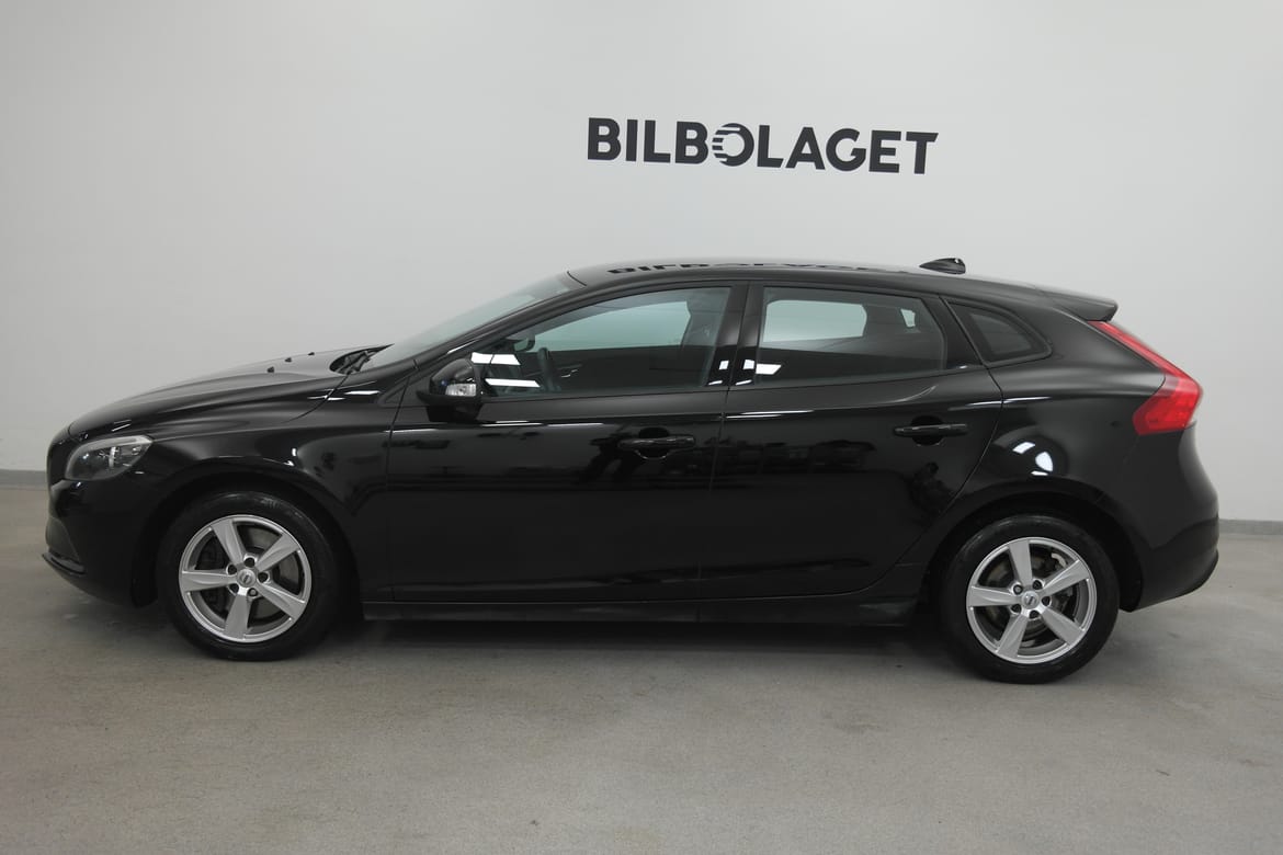Volvo V40 D2 Business 2017, photo 4/10