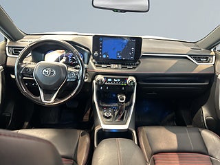 Toyota RAV4 Plug-in E-CVT X EDITION MOMS/LågMIl/Kamera/Drag/SoV – bild 8
