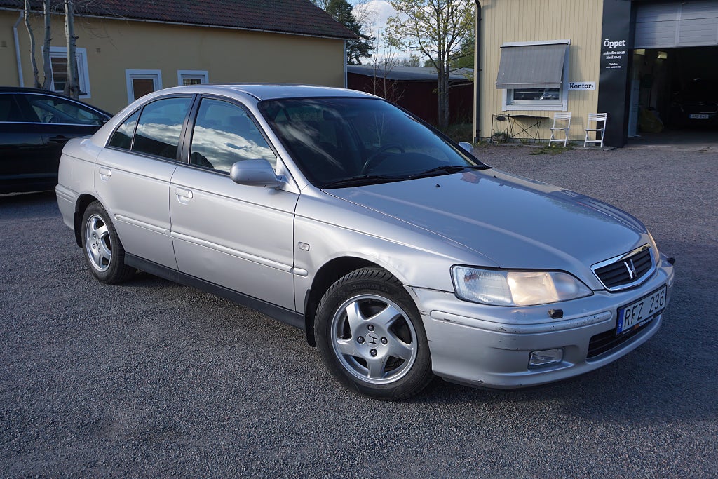 Honda Accord 2.0 11.200 Mil