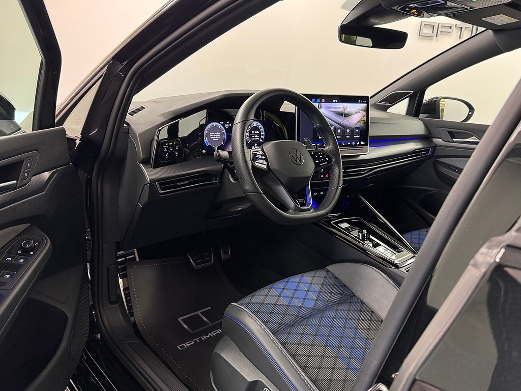 Volkswagen Golf 2025 - miniatyr 5