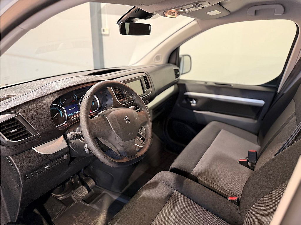 Bild på Peugeot e-Traveller Business 75kWh 136hk Aut L3 - 9-SITS